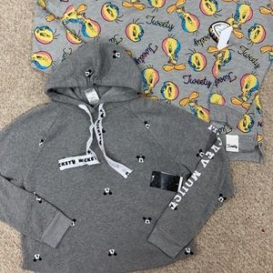 Young Adult/Women’s Streetwear Sweatshirts - NEW with tags-size L-sold as a lot